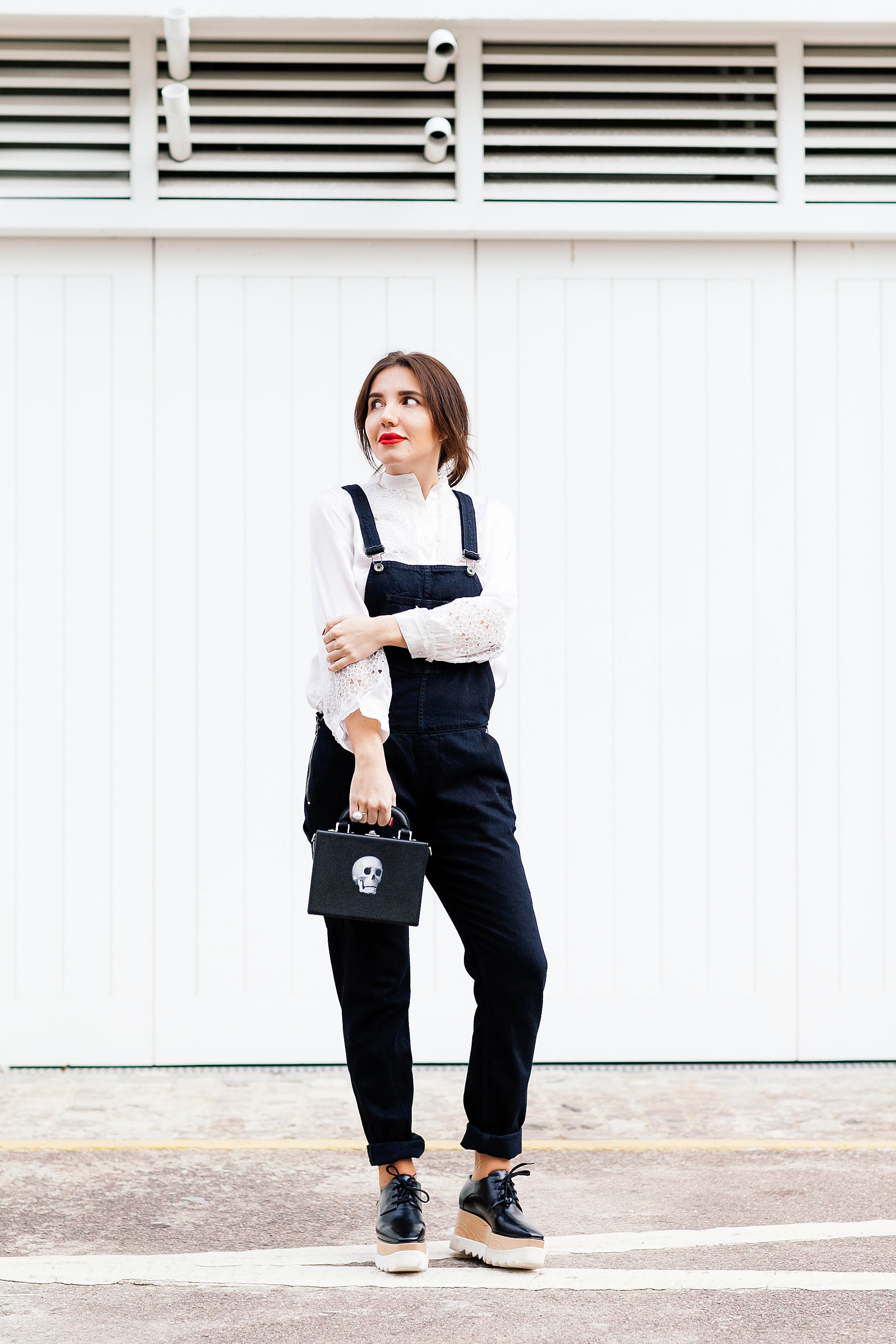 7 More Minutes. Fashion, travel and lifestyle blog by Alyona Gasimova. 5 Rules That Will Elevate Your Work Look. Overalls. www.7moreminutes.com