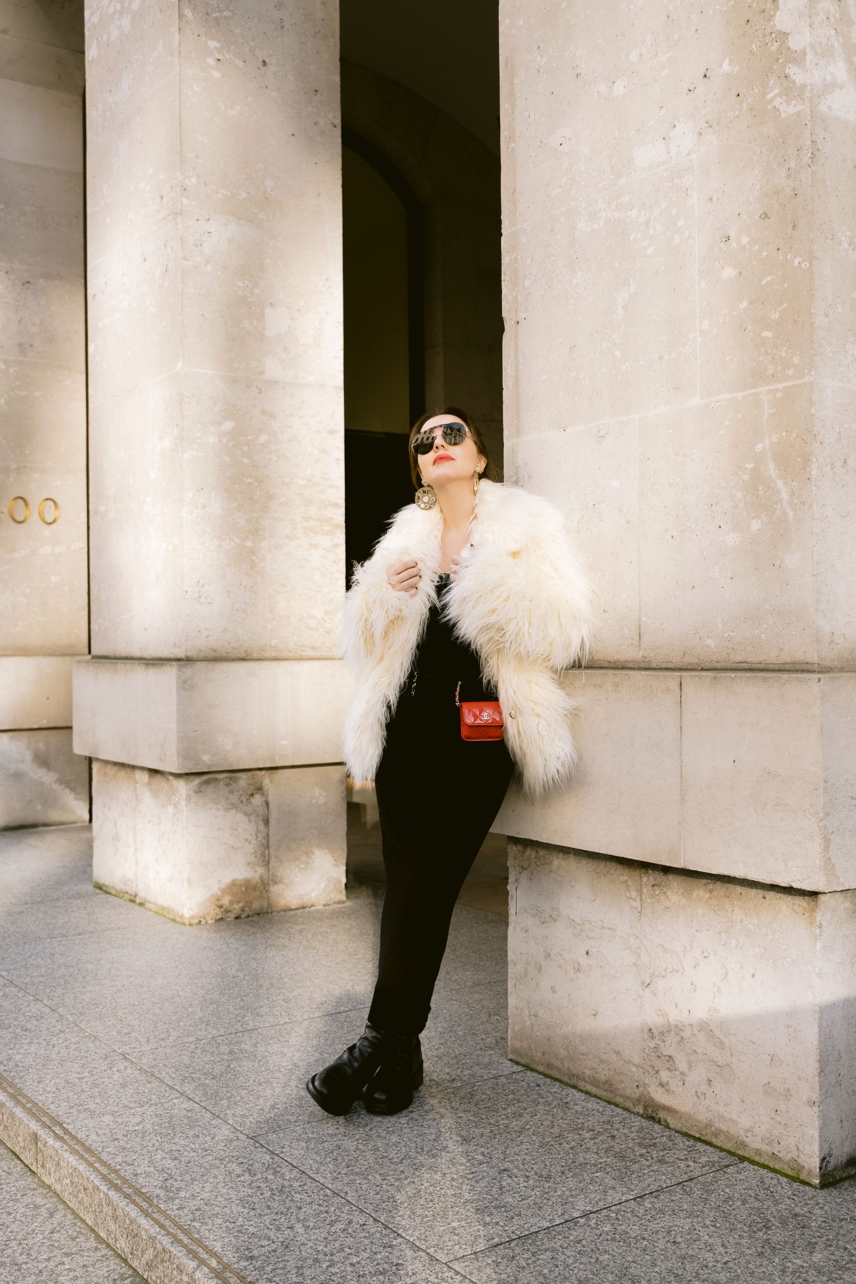 Best Bags. 7 More Minutes. Fashion Blog. Alyona Gasimova. Paco Rabanne. Ann Demeulemeester. Chanel belt bag. Prada. Chanel earrings. Red lipstick. Spring-Summer 2020.